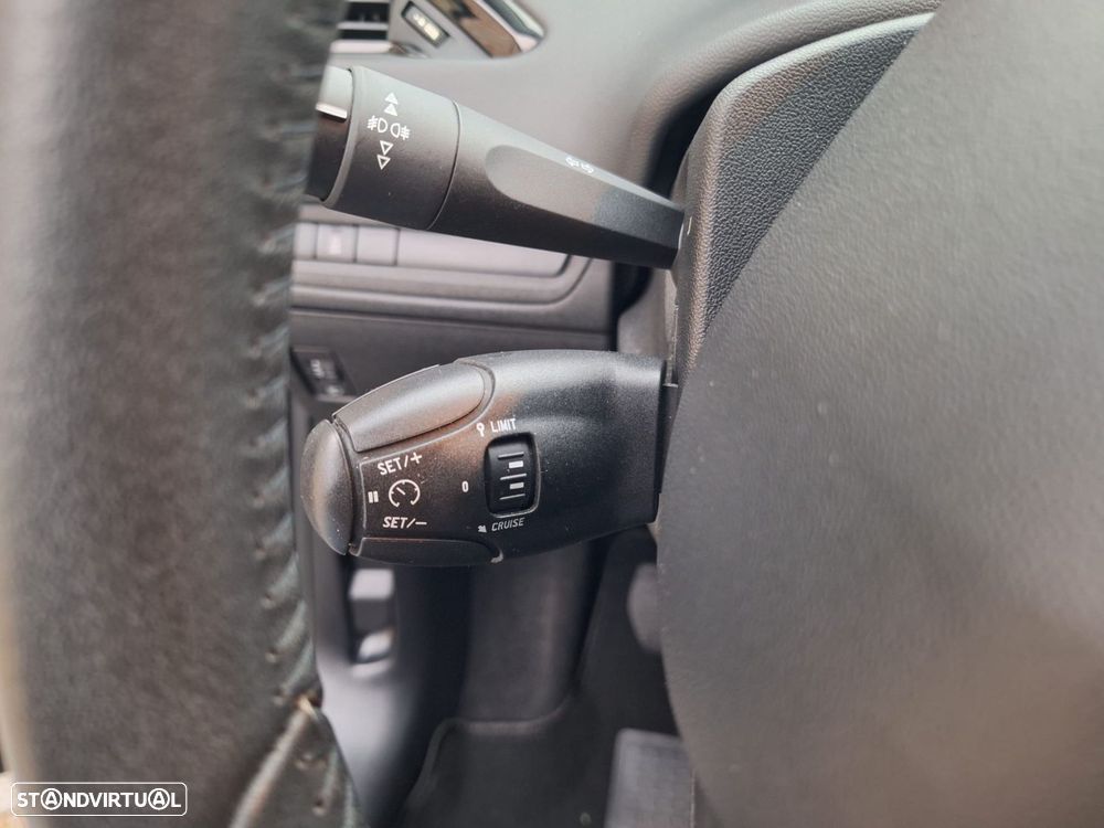 Peugeot 208 1.4 HDi Active - 21