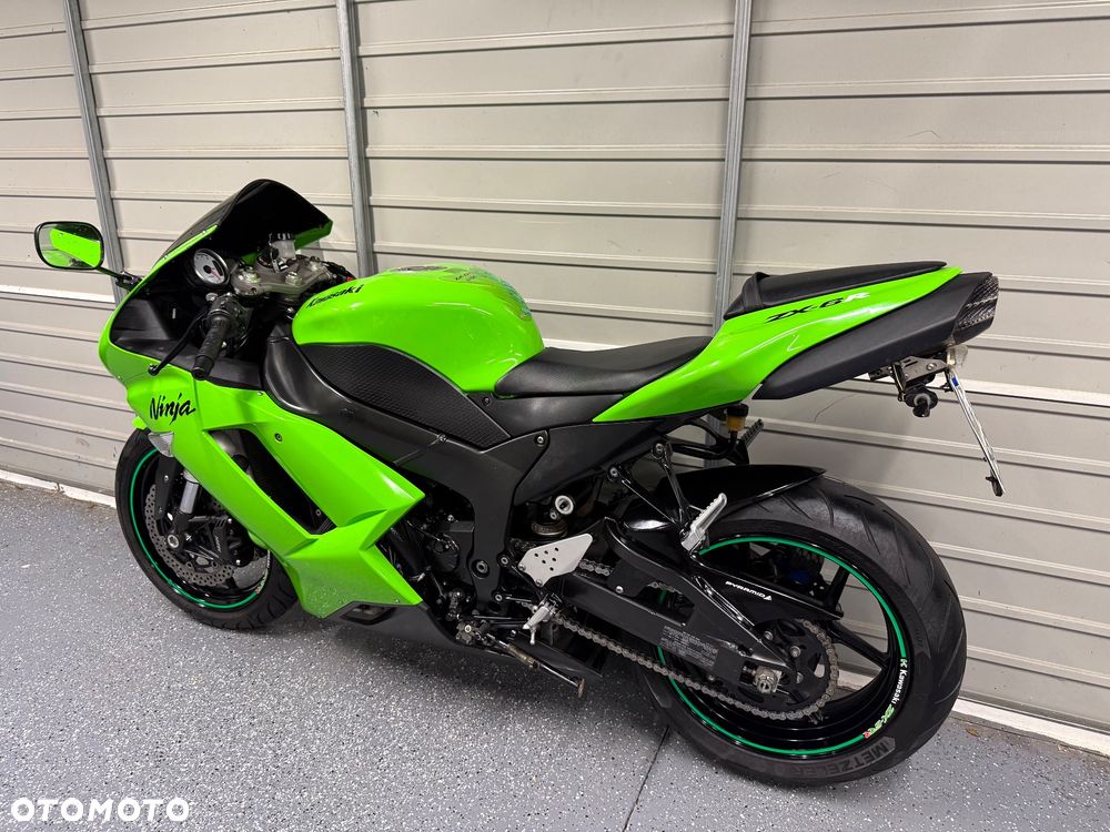 Kawasaki Ninja - 11