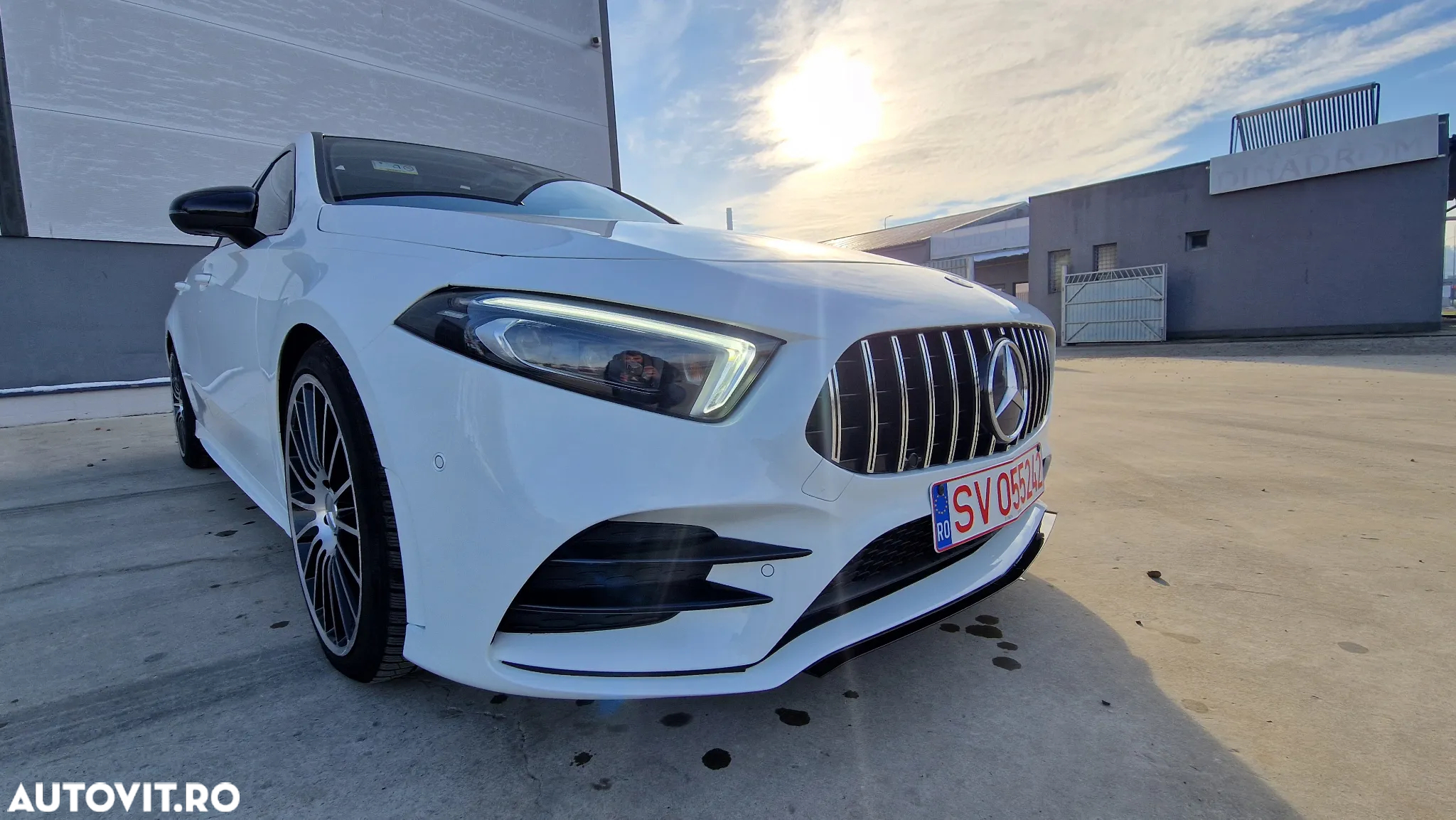 Mercedes-Benz A 180 d 7G-DCT AMG Line - 31