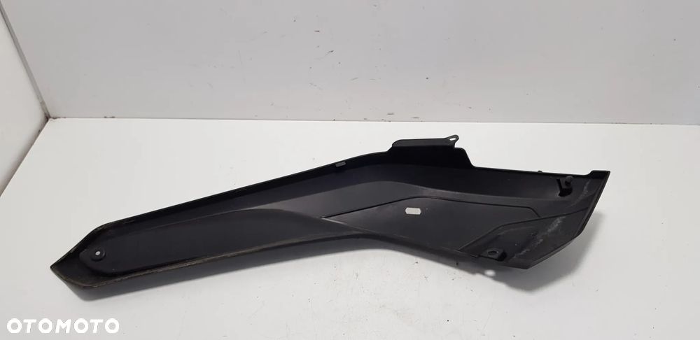 Yamaha XMAX 125 Wypełnienie tunelu Owiewka - 4