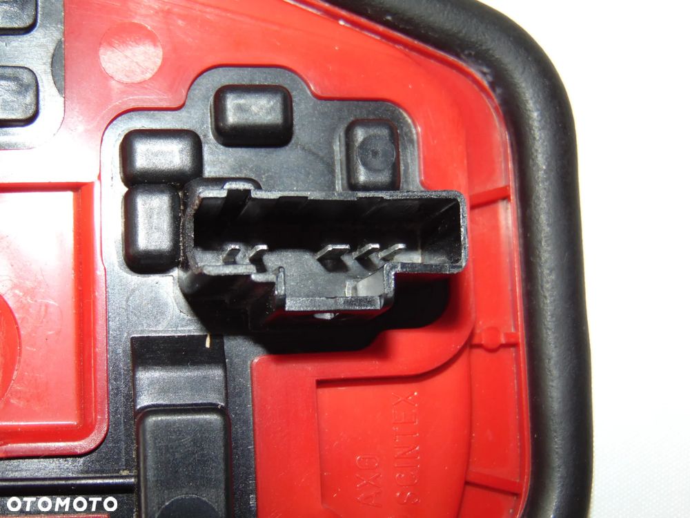 ORYGINAŁ wkład lewy prawy oprawka lampy tylnej tył lewej prawej Peugeot 206 HB hatchback 98-03r - 20