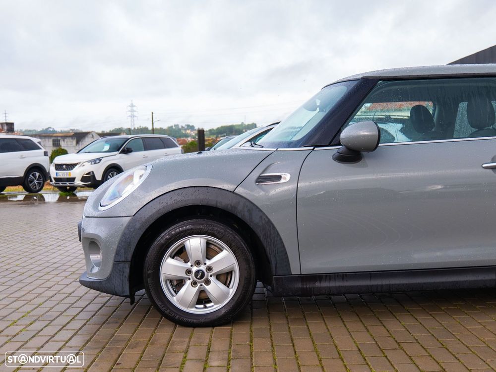 MINI 3 Portas One D - 5