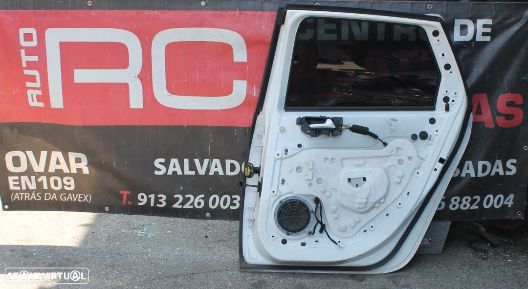 Porta de Trás do Lado Direito Peugeot 308 SW - 2