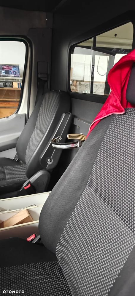 Mercedes-Benz Sprinter - 6