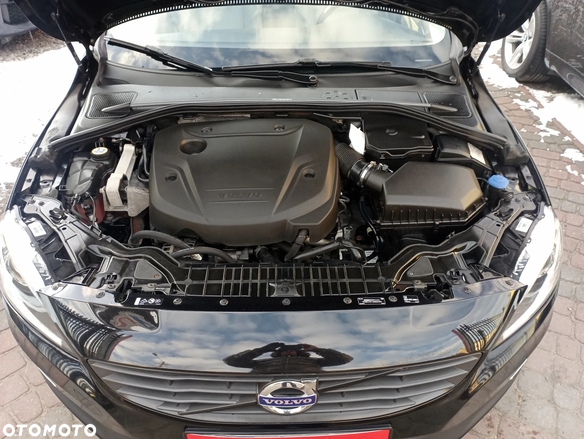 Volvo V60 D4 Drive-E Ocean Race - 26
