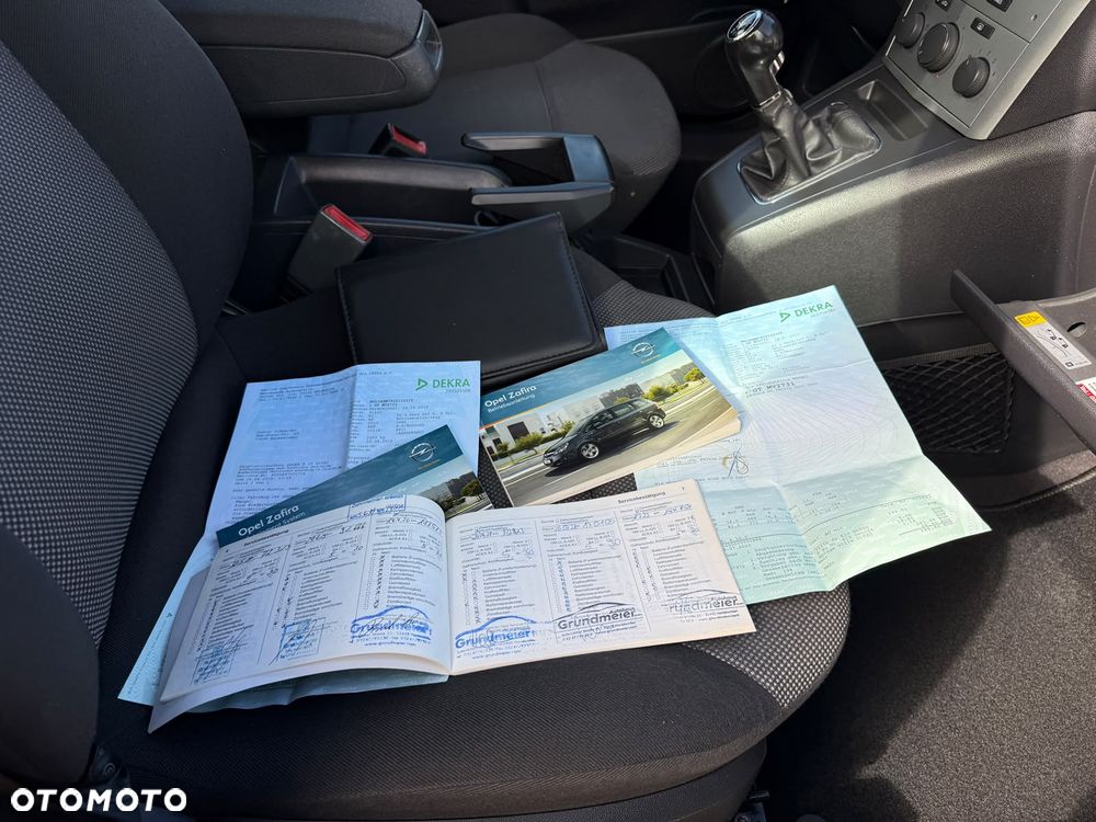 Opel Zafira 1.8 Family Plus - 10