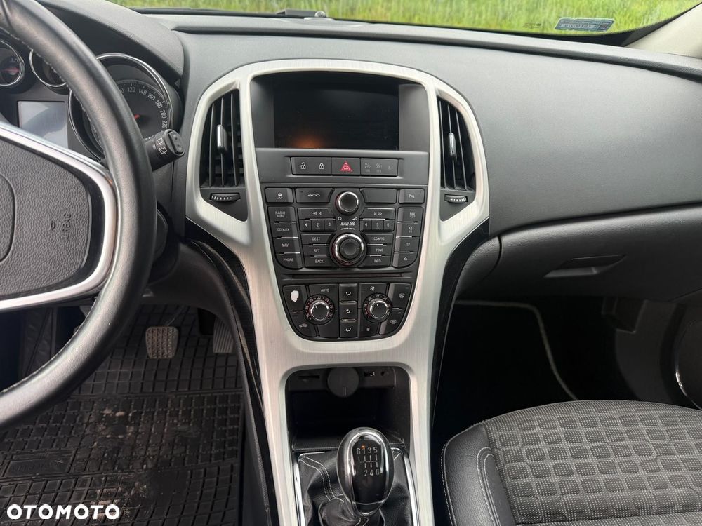 Opel Astra - 11