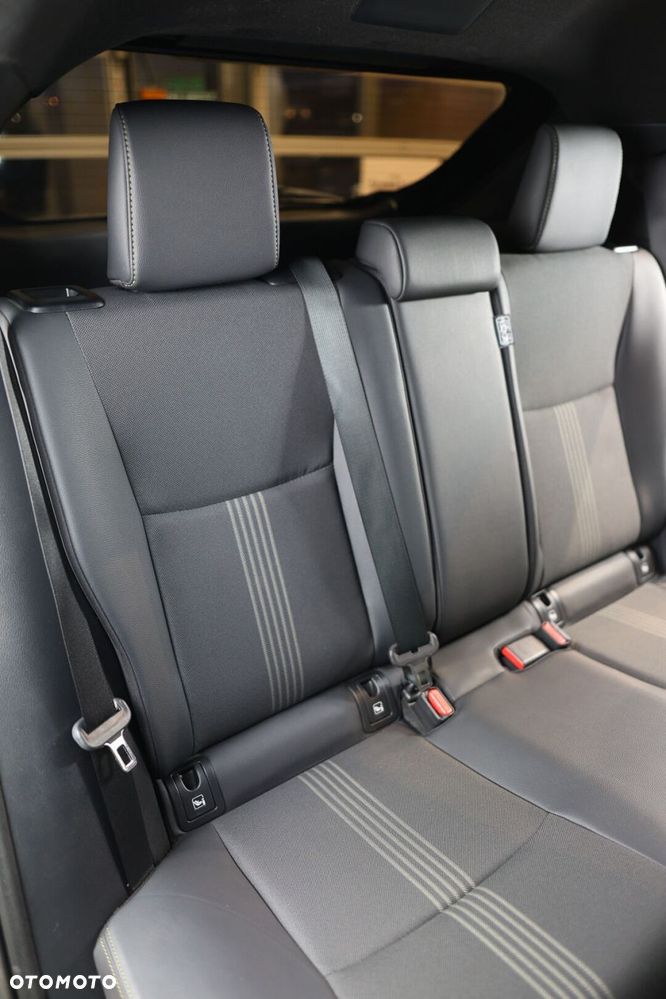 Toyota Yaris Cross - 14