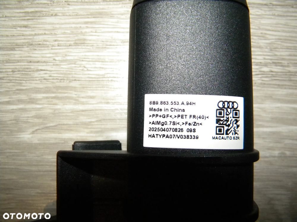 NOWA ORYGINALNA ROLETA BAGAŻNIKA AUDI A5 AVANT KOMBI B10 24-25 8B9863553A - 9