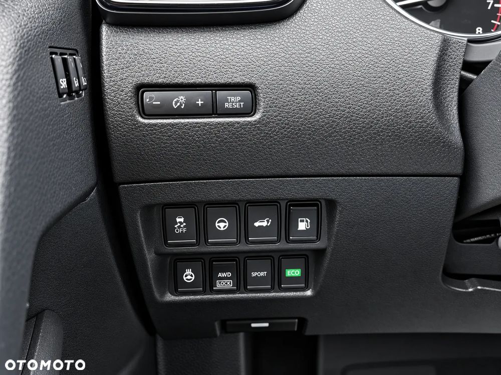 Nissan X-Trail - 8