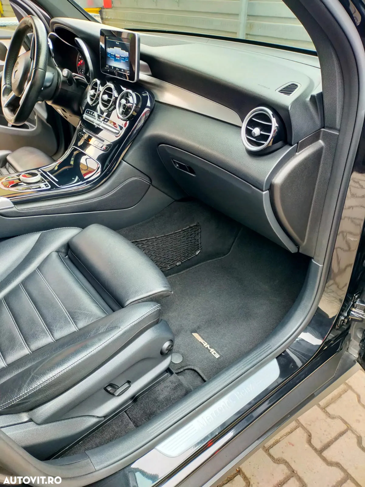 Mercedes-Benz GLC 220 d 4MATIC - 14