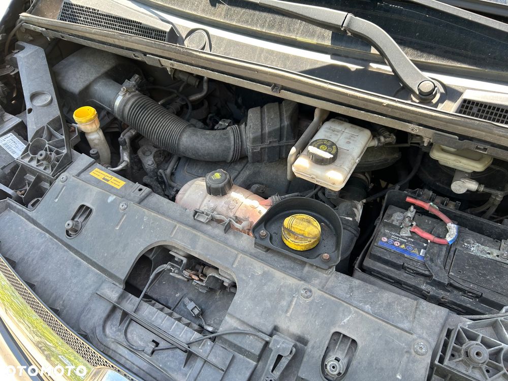 Opel Vivaro L1H1 2.7t Essentia - 22