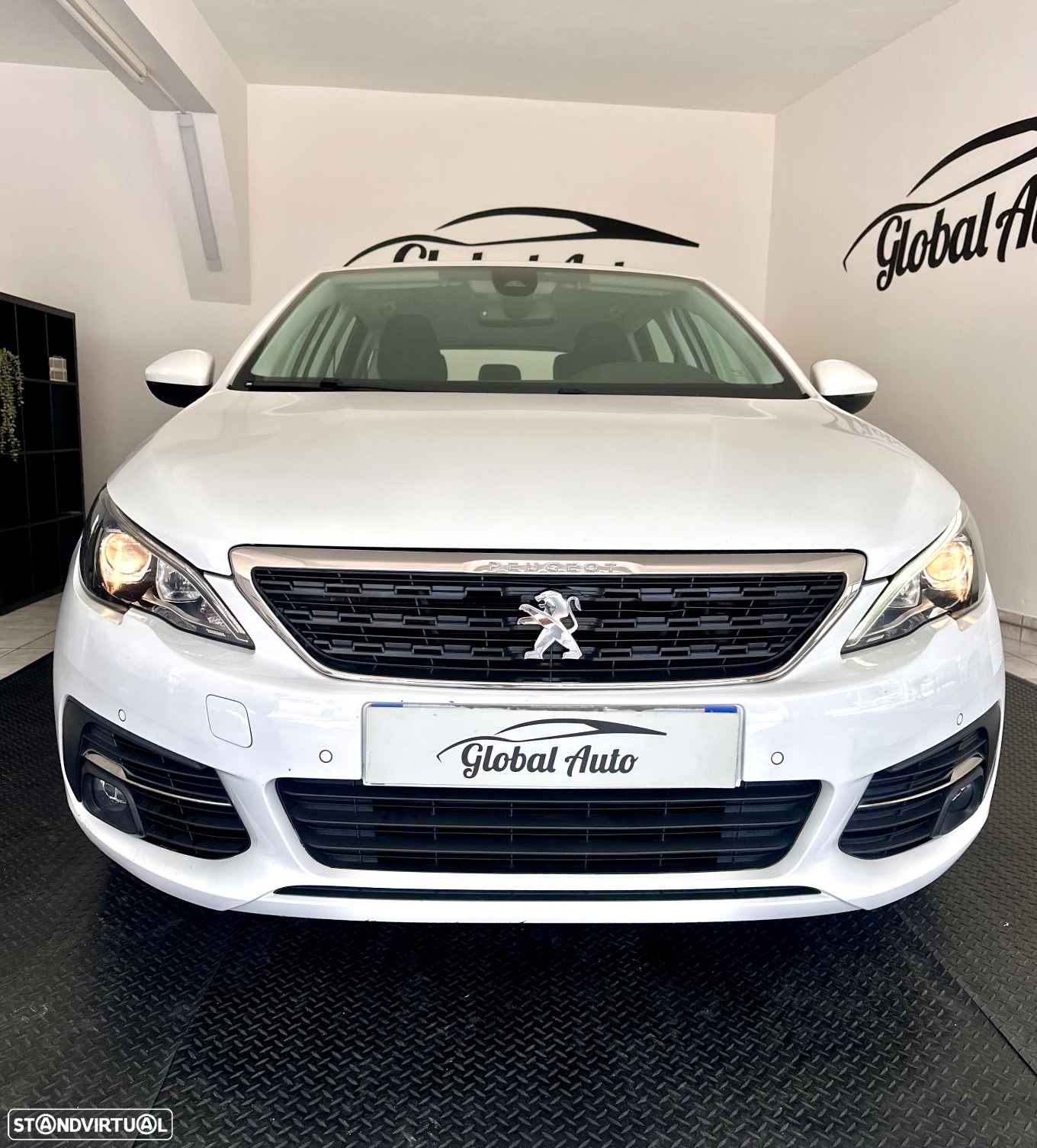 Peugeot 308 SW BlueHDi 120 EAT6 Stop & Start Allure - 3