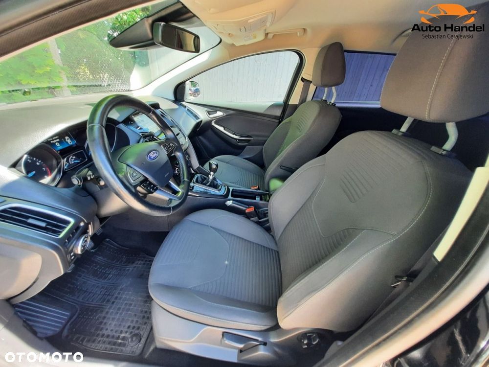 Ford Focus 1.5 EcoBoost STart-Stopp-System TITANIUM - 39