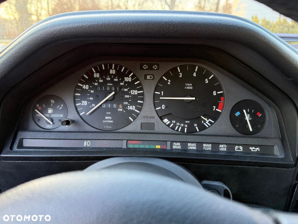 BMW Seria 3 - 34