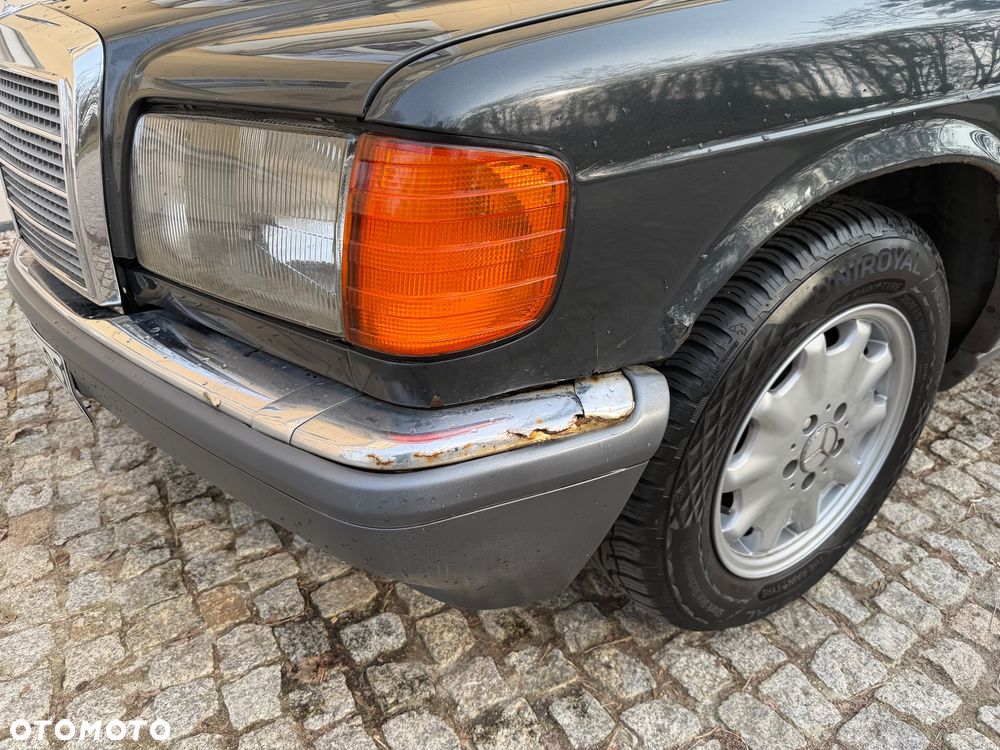 Mercedes-Benz 280 - 34