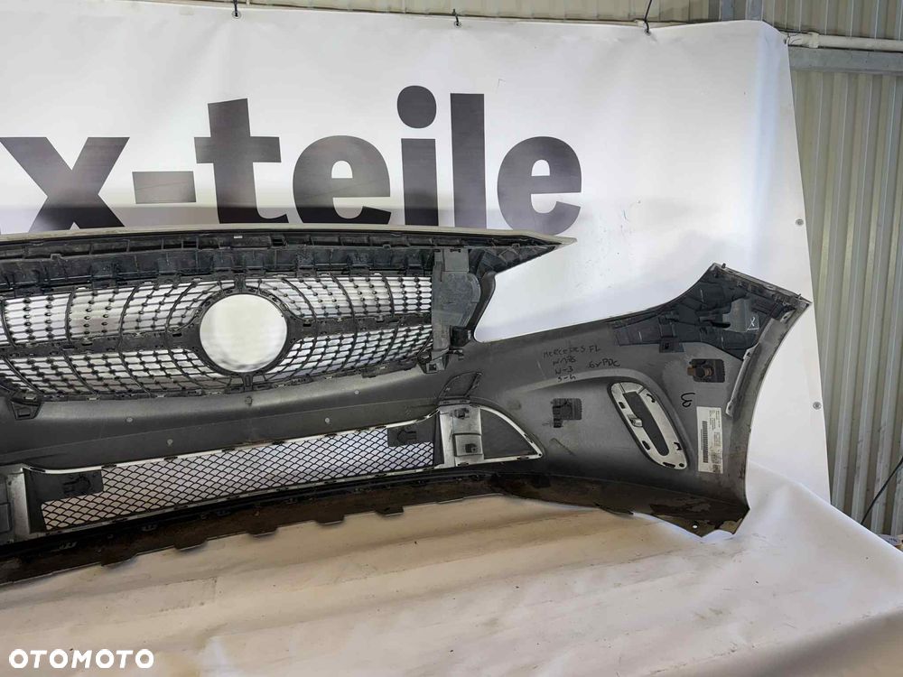 Mercedes Benz A Klasa W176 FL Zderzak Przód Przedni kompletny 6xPDC 761 - 10