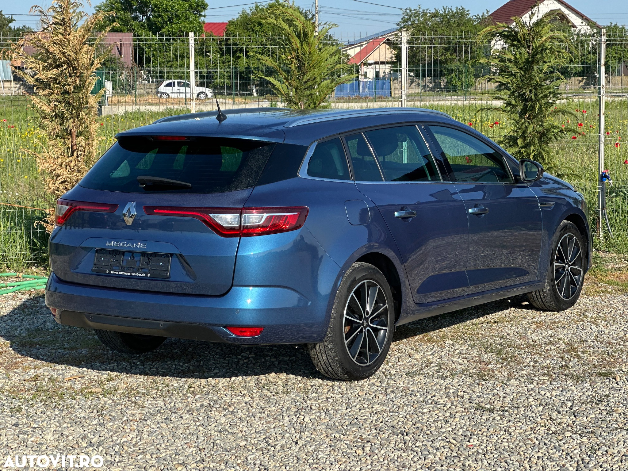 Renault Megane ENERGY TCe Business - 4