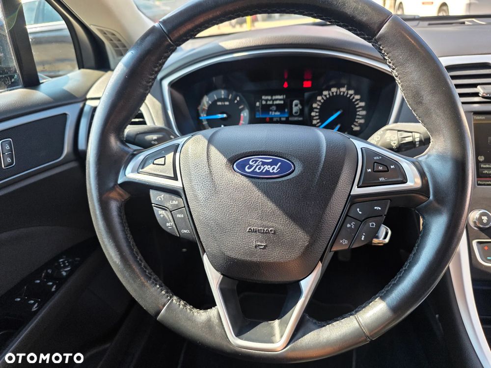 Ford Mondeo - 26