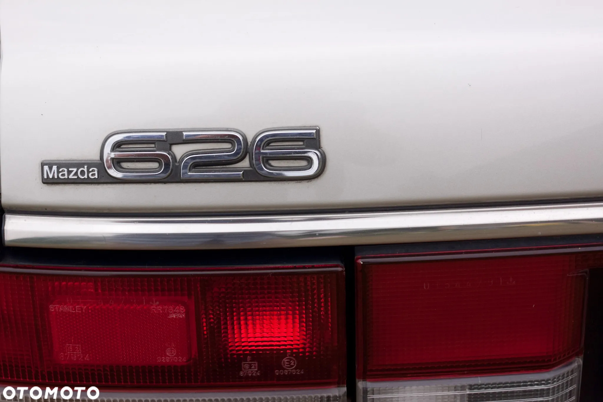 Mazda 626 2.0 D LX - 12