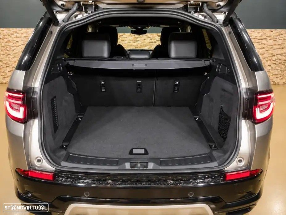 Land Rover Discovery Sport 1.5 I3 P300e AWD R-Dynamic HSE — fotografia 8