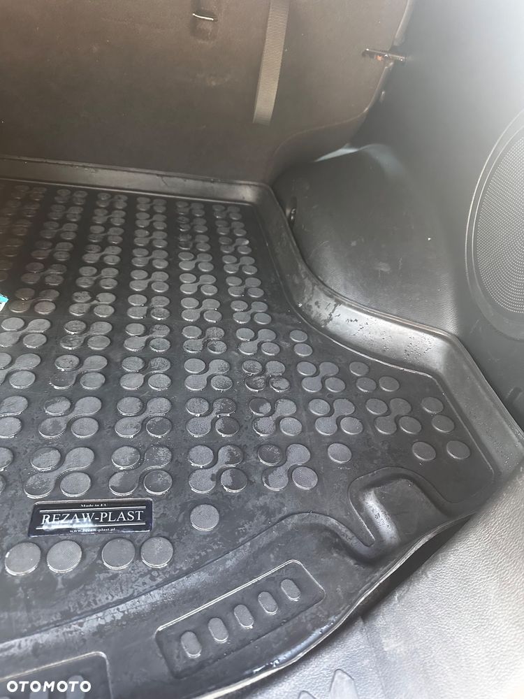 Kia Sportage - 13