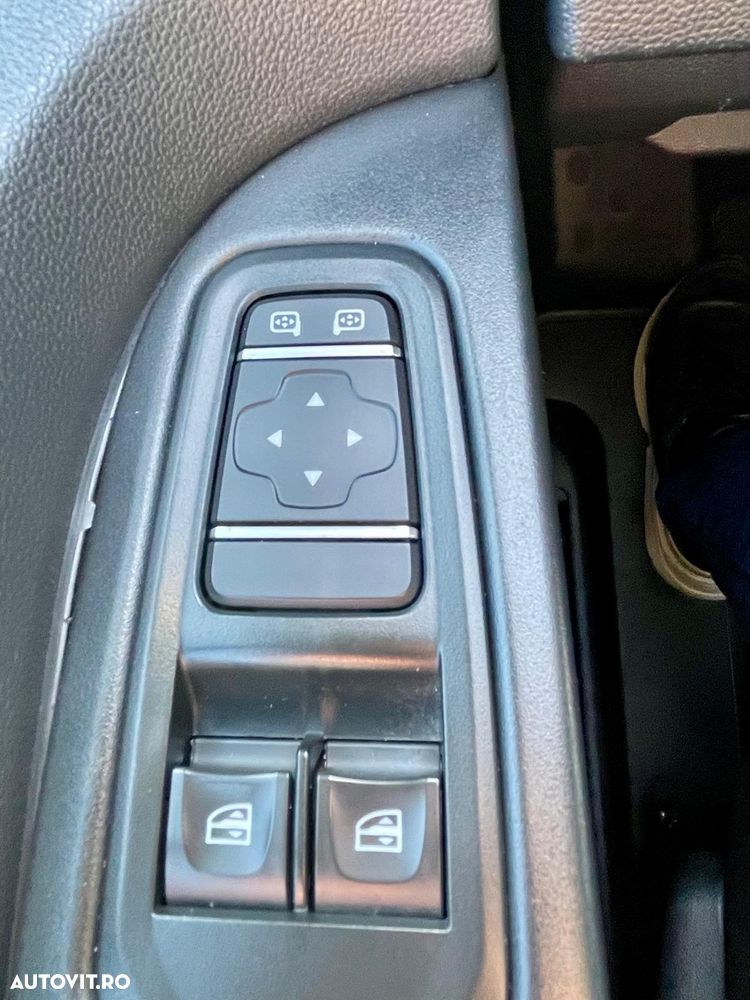 Renault Trafic 2.0 Blue dCi 110 S&S L2 8+1 Life - 13