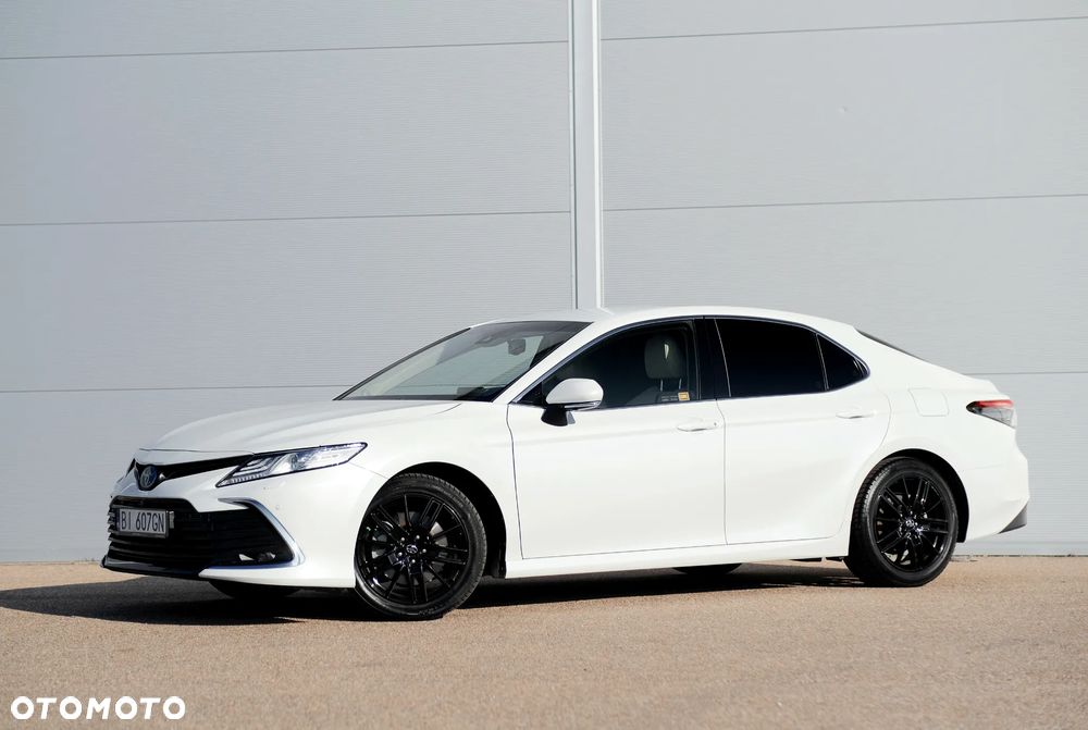 Toyota Camry 2.5 Hybrid Executive CVT - 33