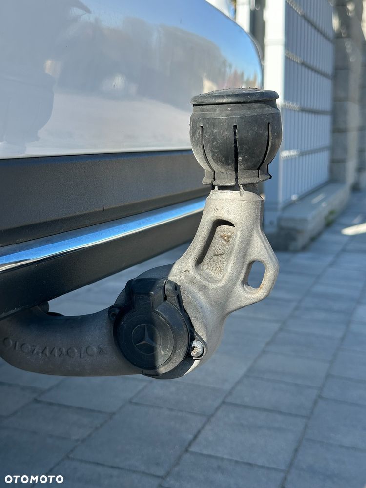 Mercedes-Benz Klasa C 200 9G-TRONIC Avantgarde - 38