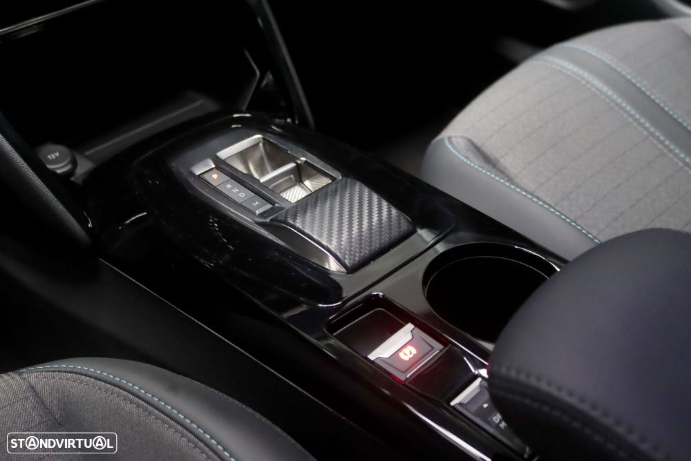 Peugeot 2008 PureTech 130 EAT8 Allure Pack - 15