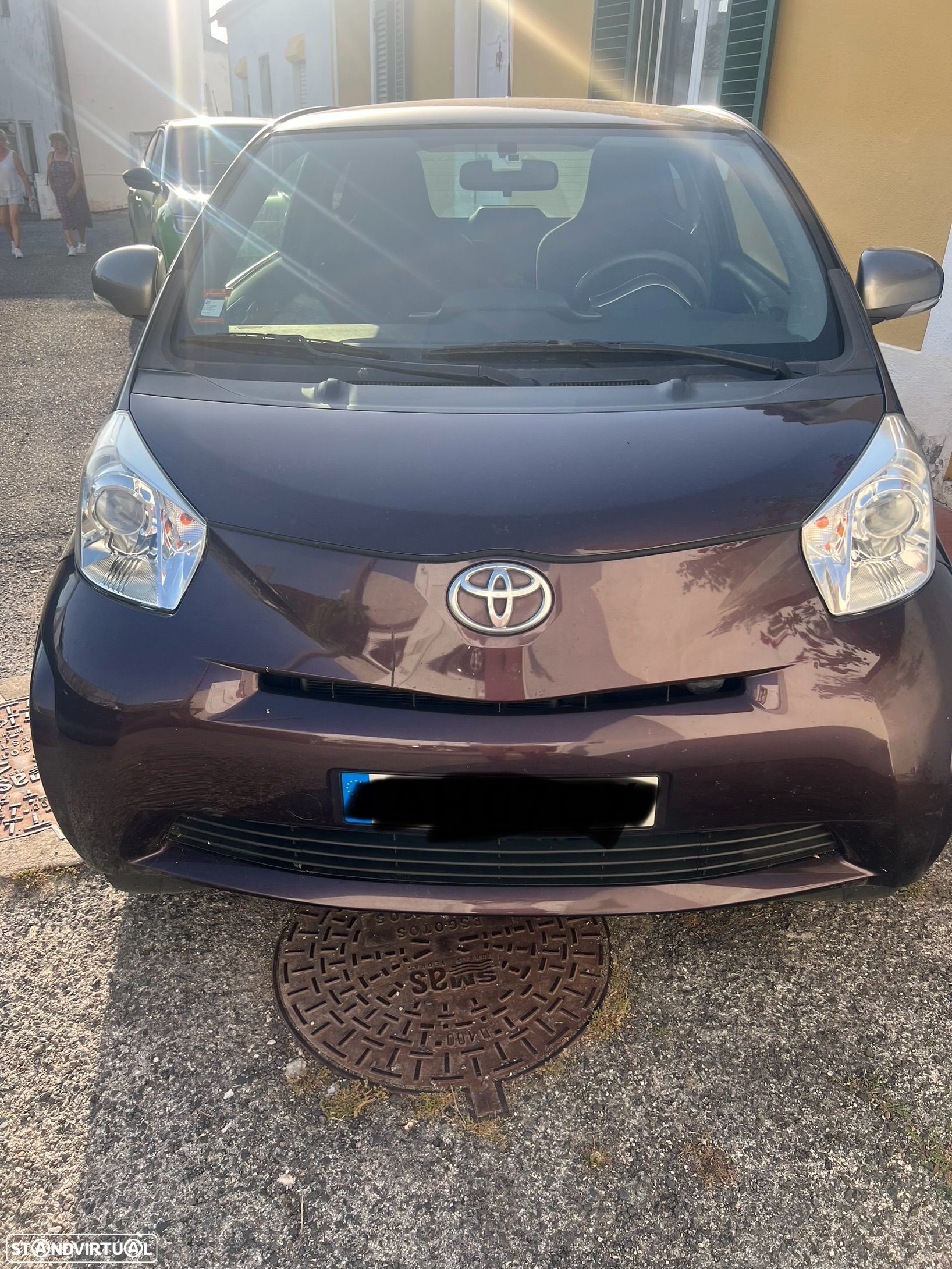 Toyota iQ 1.0 VVT-i 2 MultiDrive - 1