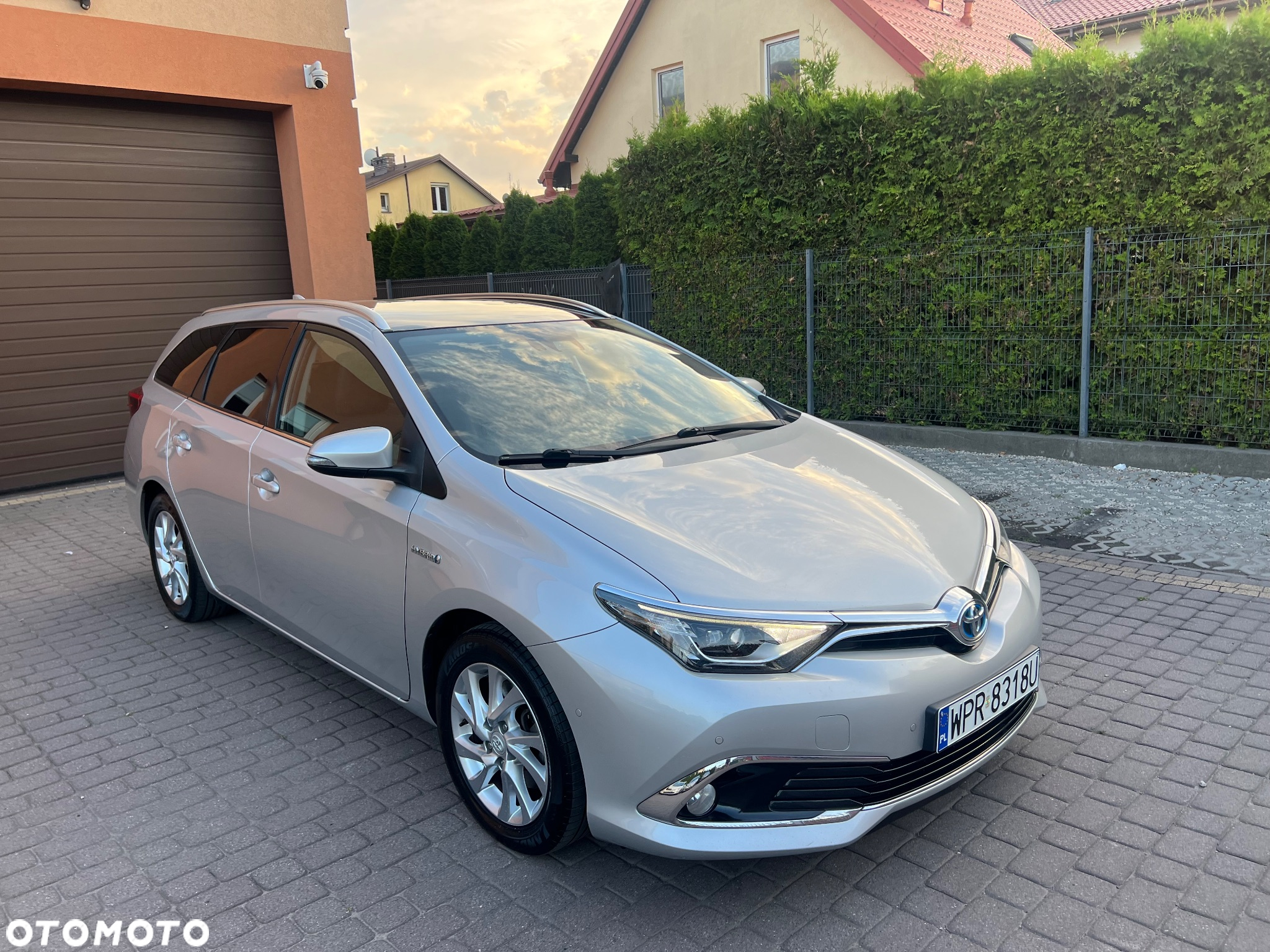 Toyota Auris 1.8 HSD Luna - 3