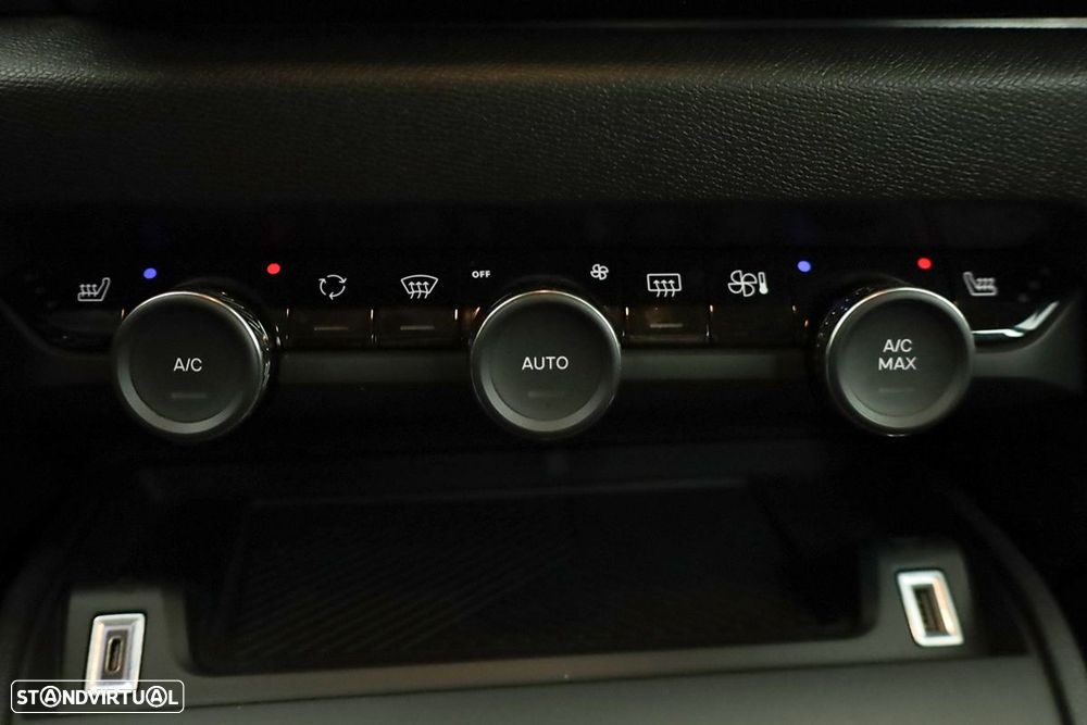 Citroën C4 1.2 PureTech Plus EAT8 - 13