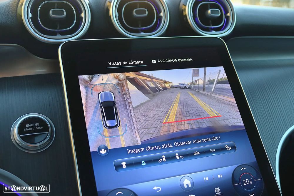 Mercedes-Benz GLC 300 e 4Matic 9G-TRONIC Avantgarde Advanced - 28