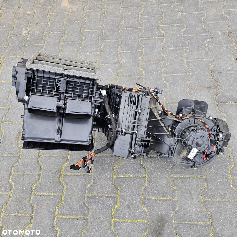 VW T6 TRANSPORTER nagrzewnica na przód kompletna CLIMATIC 7E1816005 - 2