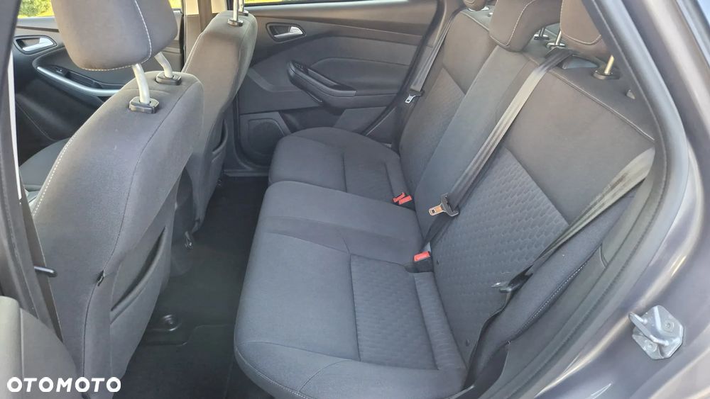 Ford Focus 1.6 TDCi DPF Titanium - 18