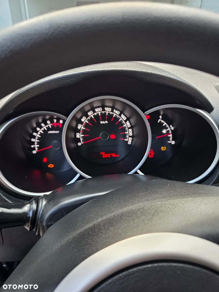 Kia Venga 1.6 M - 5