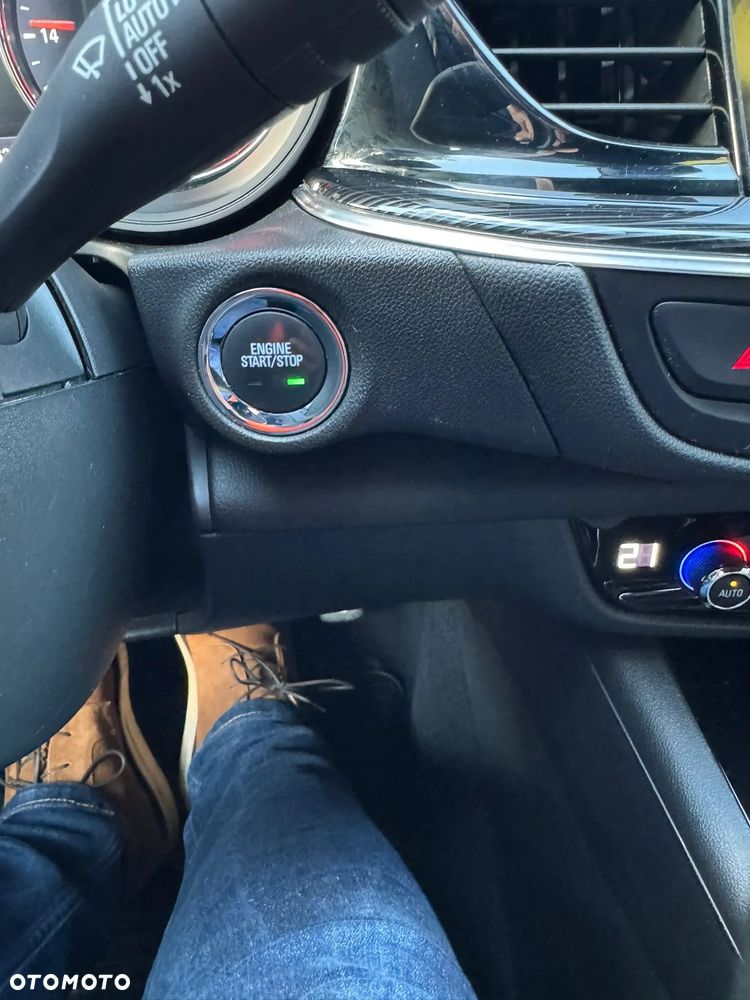 Opel Insignia 2.0 - 18