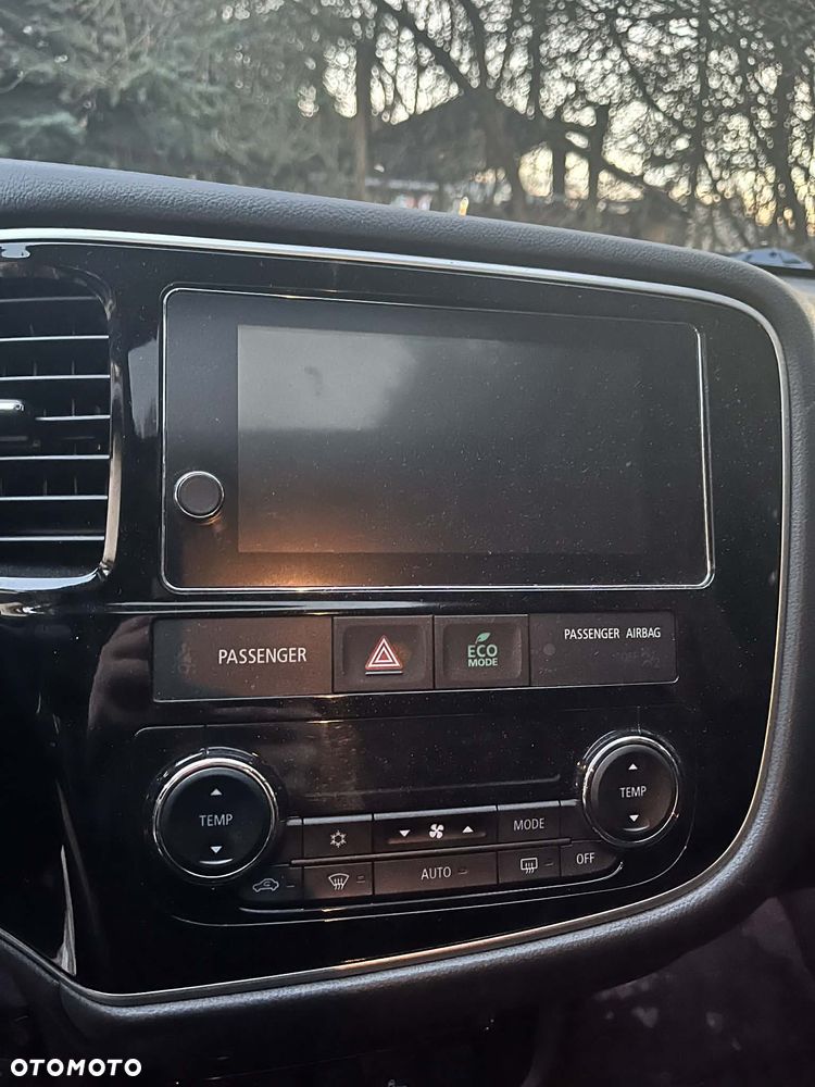 Mitsubishi Outlander - 5