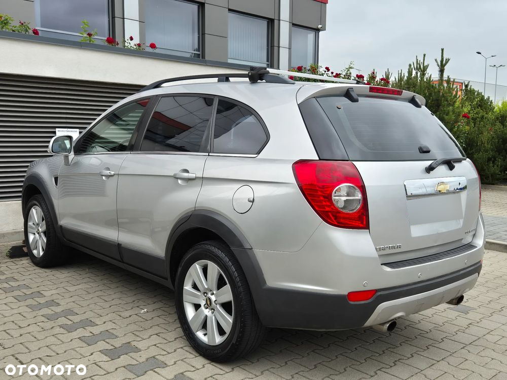 Chevrolet Captiva 2.0 d LS - 32