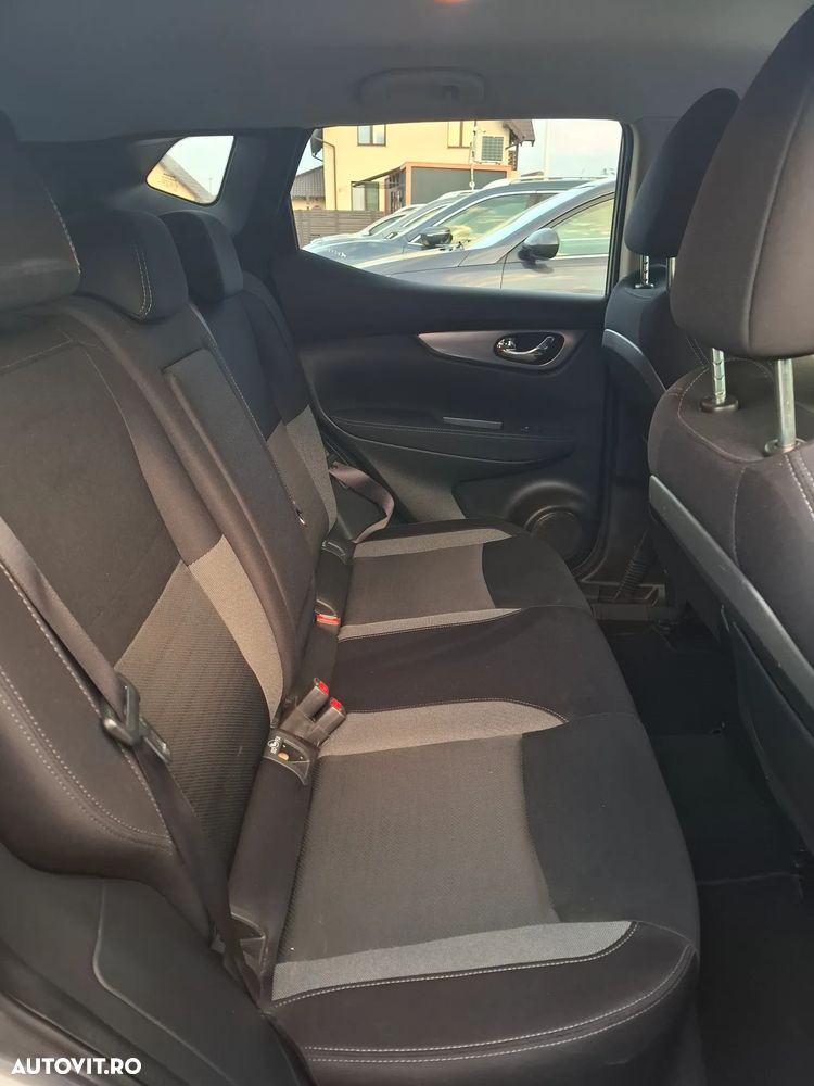 Nissan Qashqai 1.5 DCI Start/Stop N-Connecta - 8