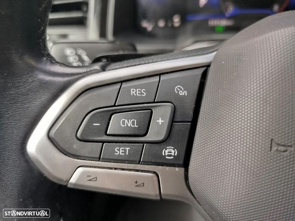 VW Taigo 1.0 TSI Urban DSG - 23