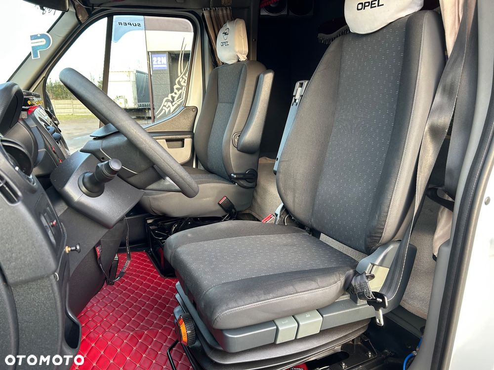 Renault Master - 24