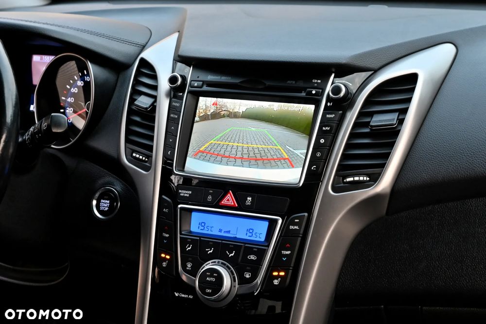 Hyundai i30 1.6 CRDi Premium - 37