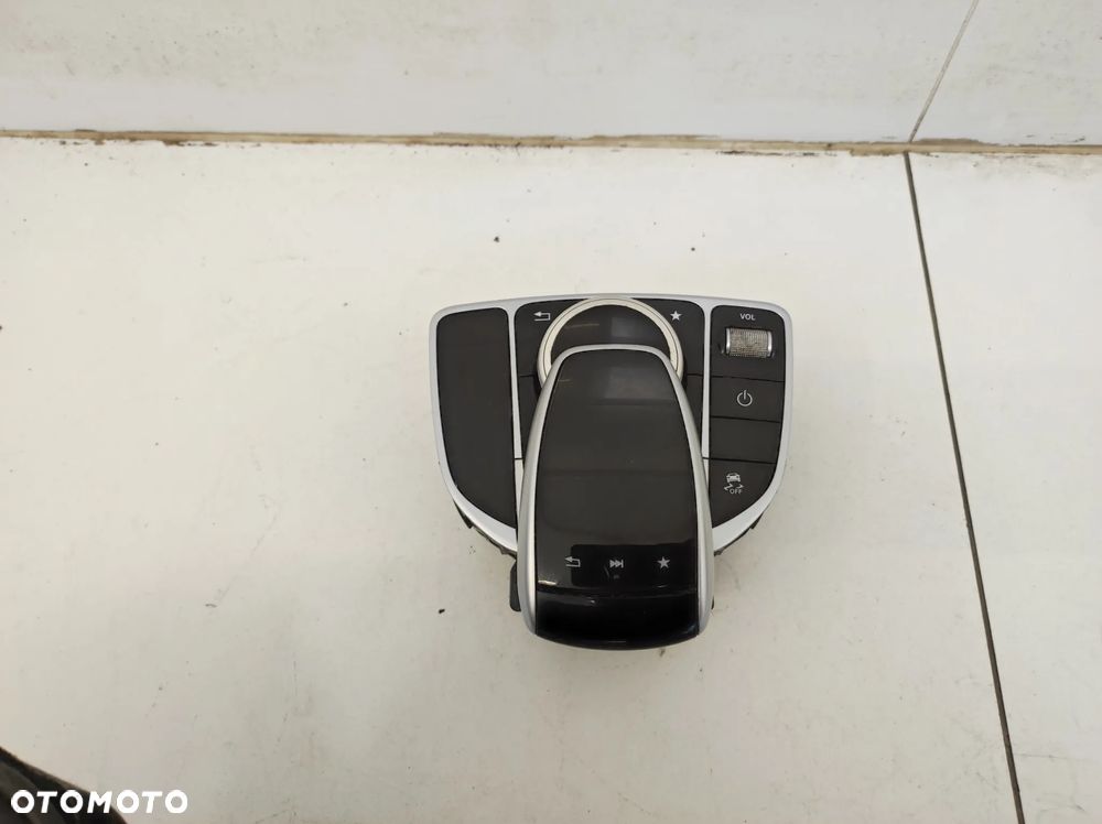Panel kontroler sterowania radia nawigacji multimedia Mercedes X klasa W470
