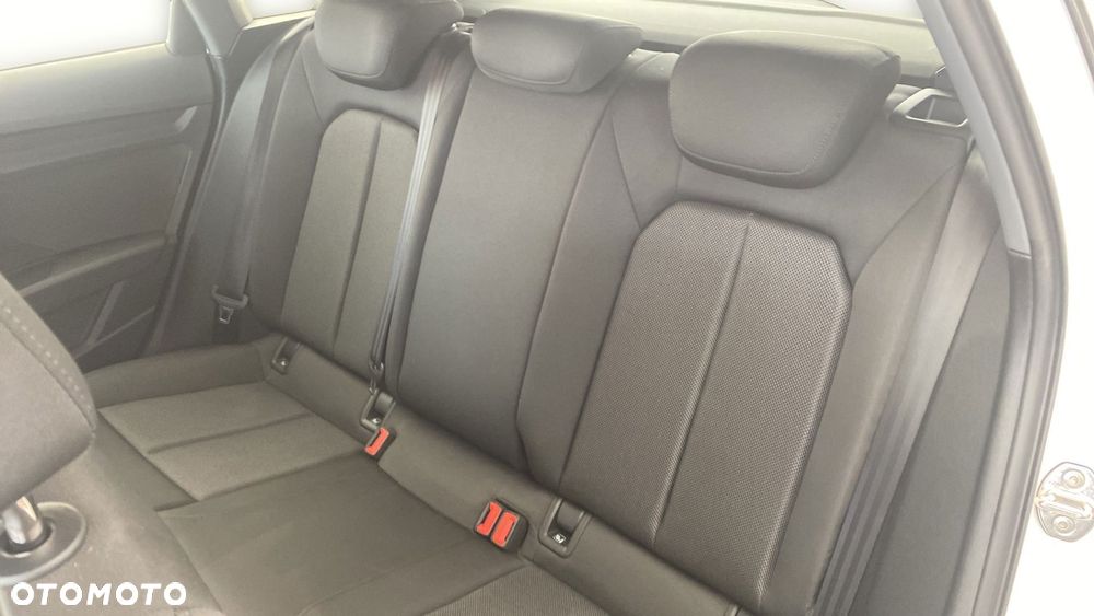 Audi A3 Sportback 35 TFSI mHEV S tronic - 13