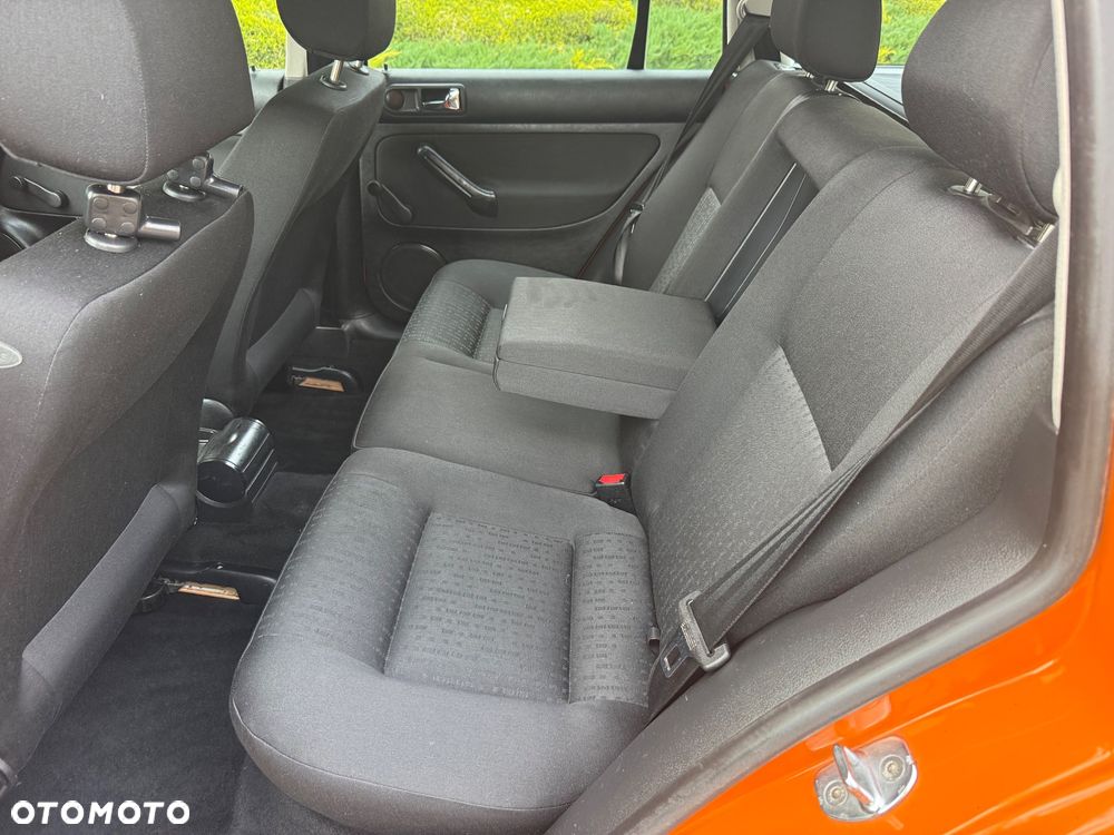 Volkswagen Golf 1.6 Basis - 7