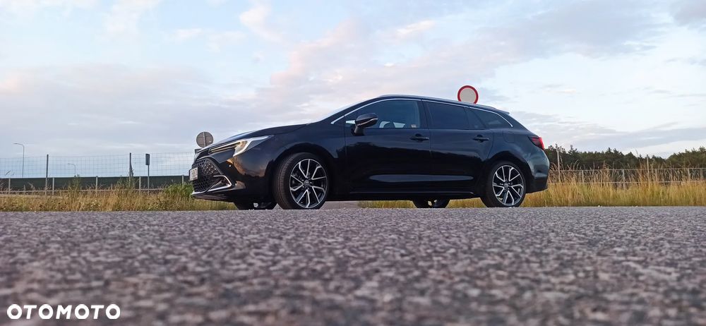 Toyota Corolla 1.8 Hybrid Executive - 8