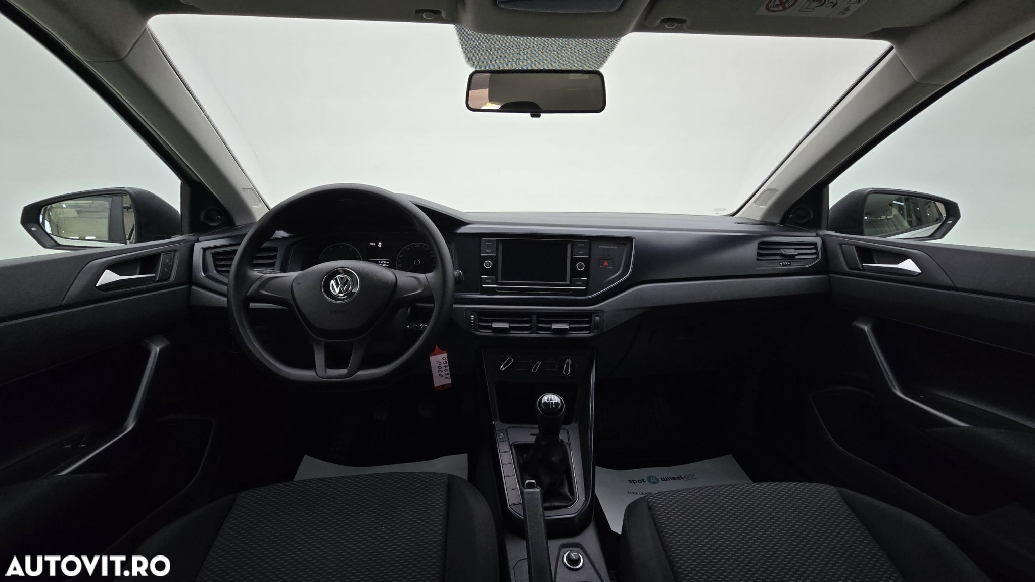 Volkswagen Polo - 14