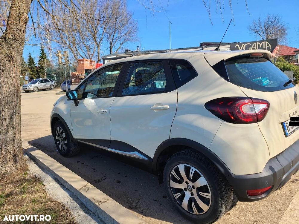 Renault Captur TCe 90 Zen - 4